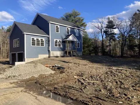 501 W Washington St, Hanson, MA 02341