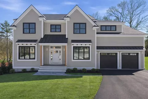 1 Delisio Dr, Andover, MA 01810