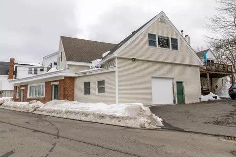 14 Travers St, Gardner, MA 01440