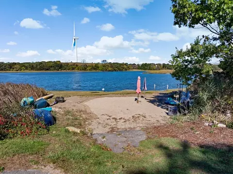 View/Area - 2 Cliff Rd, Hingham, MA 02043 photo 2 of 4