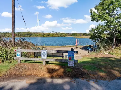View/Area - 2 Cliff Rd, Hingham, MA 02043 photo 1 of 4
