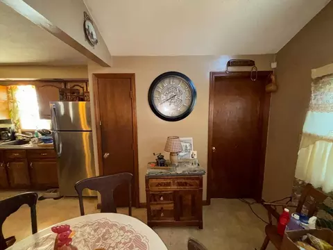 11 Rolf Ave, Chicopee, MA 01020 photo 3