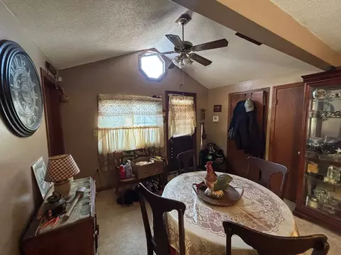 11 Rolf Ave, Chicopee, MA 01020 photo 13