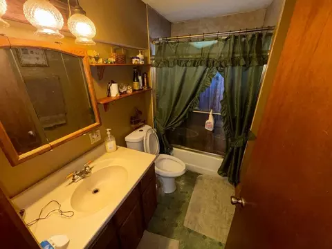 11 Rolf Ave, Chicopee, MA 01020 photo 4