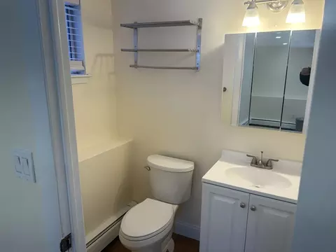 80 Walnut St #403, Canton, MA 02021 photo 9