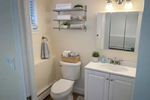 80 Walnut St #403, Canton, MA 02021 photo 8