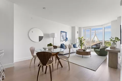 100 Lovejoy Wharf #9-E, Boston, MA 02114