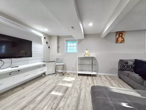 457 Granite St, Worcester, MA 01607 photo 28