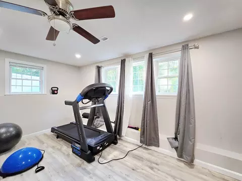 457 Granite St, Worcester, MA 01607 photo 30