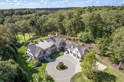 76 Robin Rd, Weston, MA 02493
