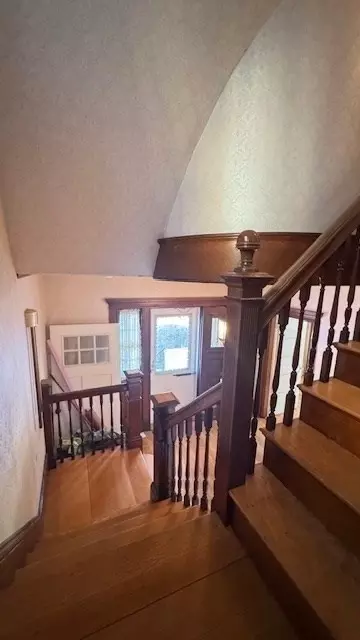 44 Walnut St, Everett, MA 02149 photo 3