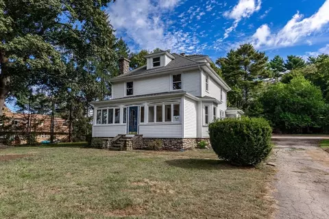 216 Plain St, Millis, MA 02054 photo 2