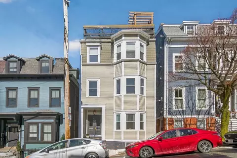 64 Telegraph St #3, Boston, MA 02127
