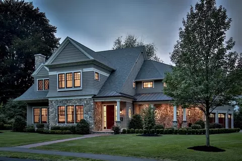 15 Slocum Rd, Lexington, MA 02421