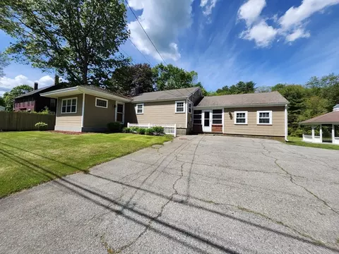 16 Hough Rd, Sutton, MA 01590 photo 3