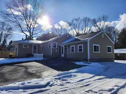 16 Hough Rd, Sutton, MA 01590 photo 2