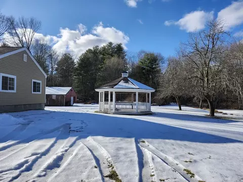16 Hough Rd, Sutton, MA 01590 photo 4