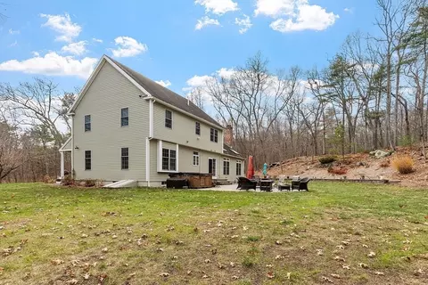 11 Sholan Cir, Harvard, MA 01451 photo 6