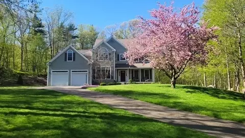 11 Sholan Cir, Harvard, MA 01451