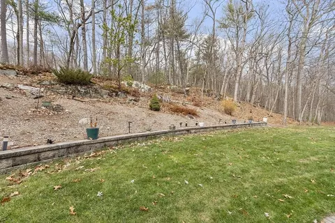 11 Sholan Cir, Harvard, MA 01451 photo 10
