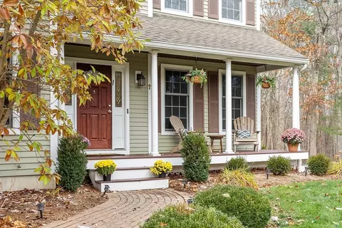 11 Sholan Cir, Harvard, MA 01451 photo 3