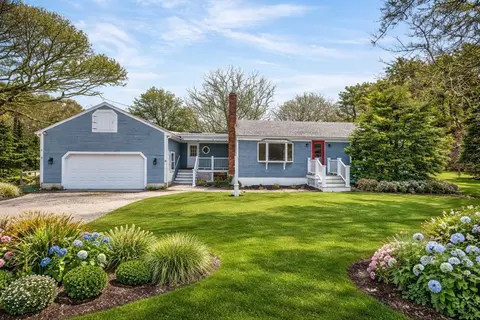 2 Pine Ridge End, Truro, MA 02666