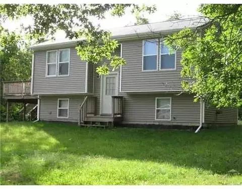 060 Madison Ave, Prudence Island, RI 02872