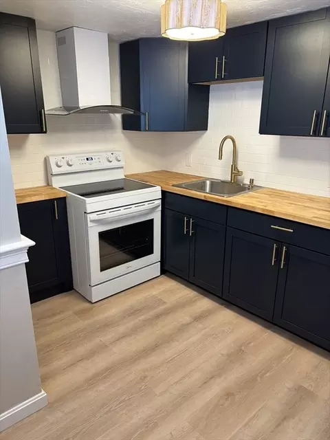 2 Tideview #8, Plymouth, MA 02360