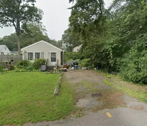 16 Holly Rd, Norton, MA 02766