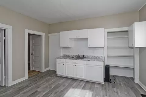 148 Yale St, Springfield, MA 01109 photo 6