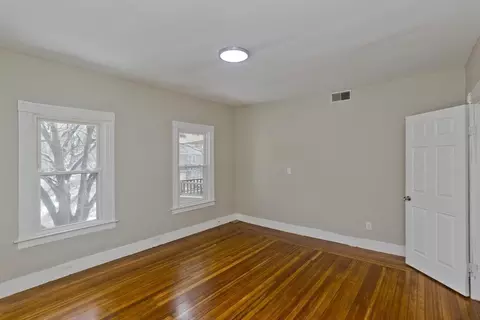148 Yale St, Springfield, MA 01109 photo 25