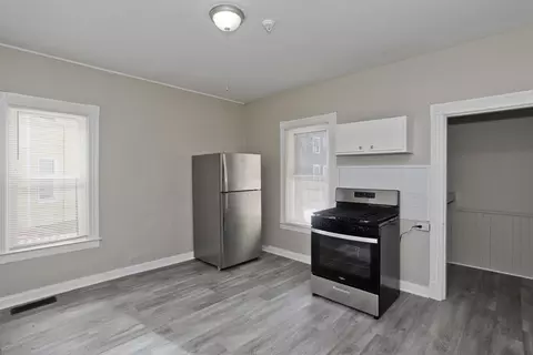 148 Yale St, Springfield, MA 01109 photo 5