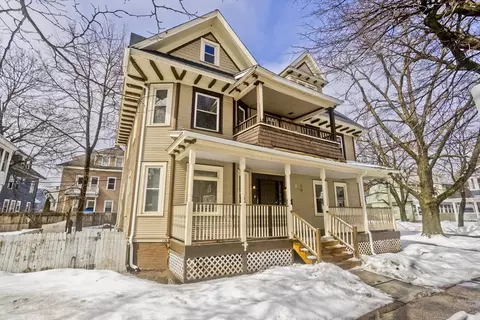 148 Yale St, Springfield, MA 01109 photo 3