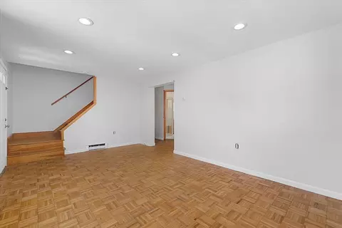 3 Payson St, Worcester, MA 01607 photo 8