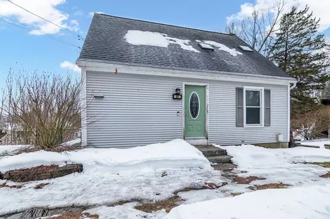 40 Berkshire Ave, Southwick, MA 01077