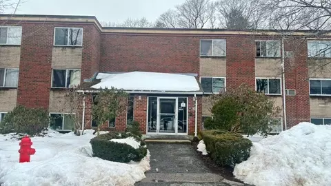 11 Weld St #33, Framingham, MA 01702