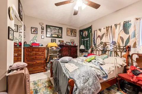 37 Argyle St, Everett, MA 02149 photo 4