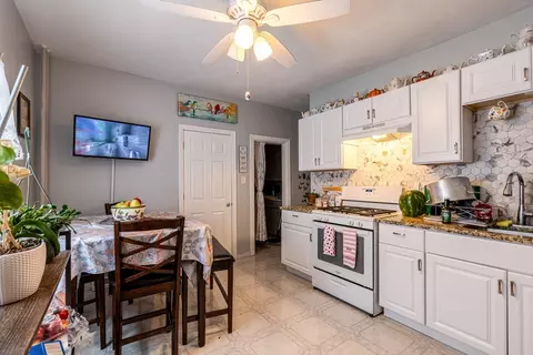 37 Argyle St, Everett, MA 02149 photo 2