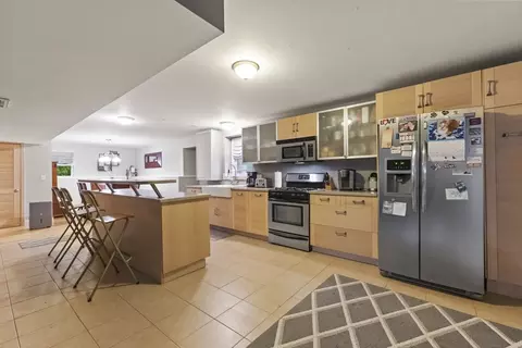 72 Ida Ln, Fall River, MA 02720 photo 5