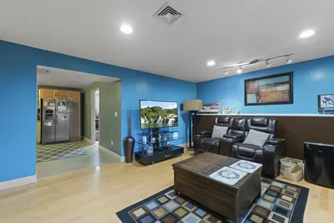 72 Ida Ln, Fall River, MA 02720 photo 11