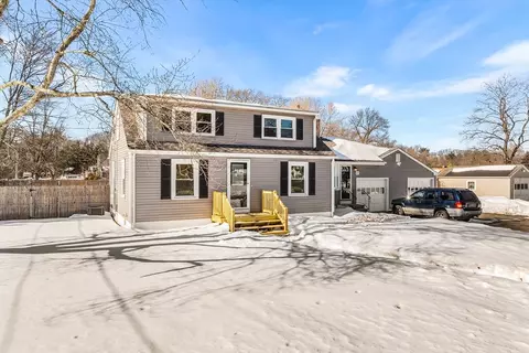 67 Colemore St, Agawam, MA 01030