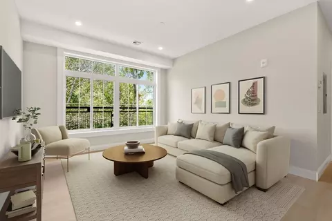 7 Cross St #306, Wilmington, MA 01887