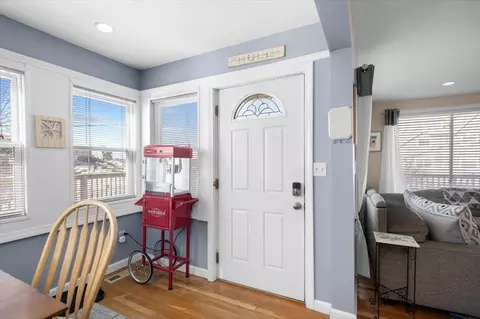 Entry Way - 181 Atlantic Ave, Hull, MA 02045 photo 1 of 2