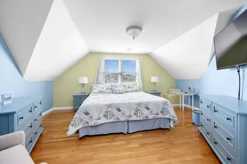 Bedroom - 181 Atlantic Ave, Hull, MA 02045 photo 6 of 8