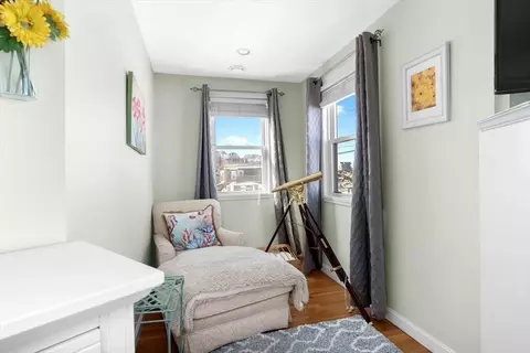 Bedroom - 181 Atlantic Ave, Hull, MA 02045 photo 3 of 8