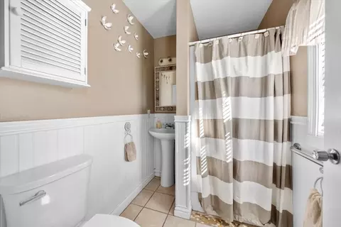 Bath - 181 Atlantic Ave, Hull, MA 02045 photo 1 of 1