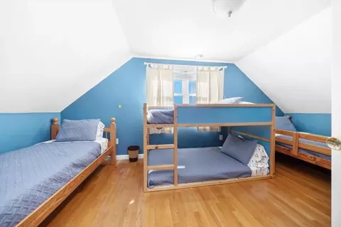 Bedroom - 181 Atlantic Ave, Hull, MA 02045 photo 7 of 8