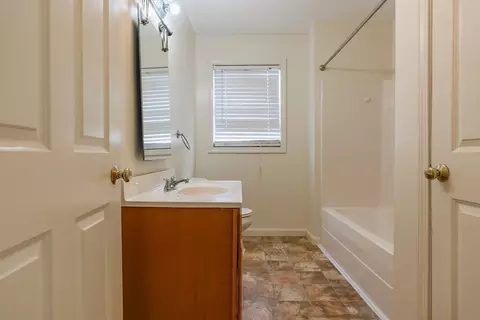318 Crescent St #A, Fall River, MA 02720 photo 15
