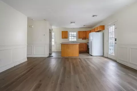 318 Crescent St #A, Fall River, MA 02720 photo 6