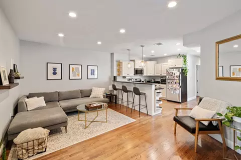 127 Cottage St #2, Boston, MA 02128